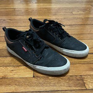 Levi's Low Top Shoes Mens Sz 10 Black Canvas Lace Up Sneakers Skateboard Casual